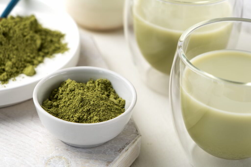 Czy spirulinę i chlorellę można brać razem Synergia czy przesada