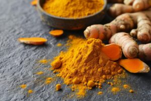 Kurkumina przeciwzapalna działanie i efekty uboczne